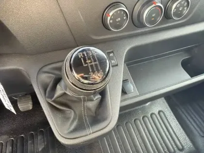 Photo 10 Renault Master  FGN TRAC F3500 L2H2 BLUE DCI 135