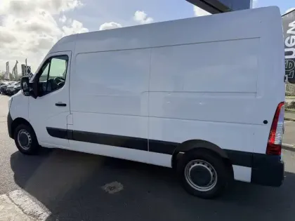 Photo 58 Renault Master  FGN TRAC F3500 L2H2 BLUE DCI 135