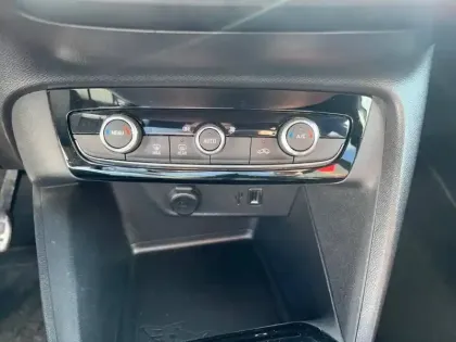 Photo 17 Opel Corsa  1.2 Turbo 100 ch BVA8