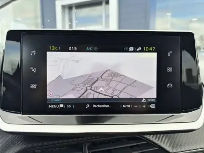 Photo 26 Peugeot 208  Electrique 50 kWh 136ch