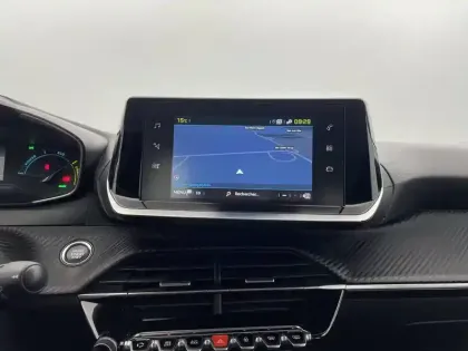 Photo 19 Peugeot 208  Electrique 50 kWh 136ch