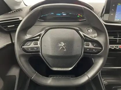 Photo 22 Peugeot 208  Electrique 50 kWh 136ch