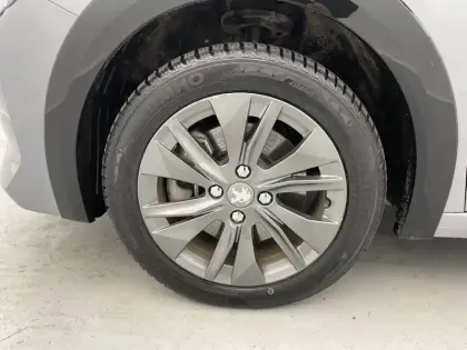 Photo 16 Peugeot 208  Electrique 50 kWh 136ch