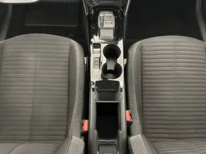 Photo 29 Peugeot 208  Electrique 50 kWh 136ch