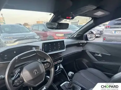 Photo 9 Peugeot 208 Gén. II Ph1 NG GT 5