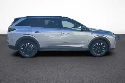 Photo 50 Peugeot 5008  Hybrid 136 e-DCS6