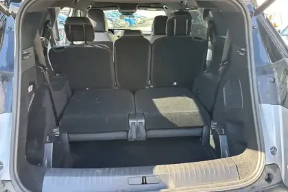 Photo 8 Peugeot 5008  Hybrid 136 e-DCS6