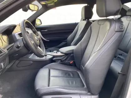 Photo 8 BMW Serie 2 Coupe 220i 184 ch BVA8