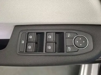 Photo 71 Renault Clio Gén. V (BJA) Ph1 Intens 5