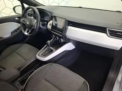 Photo 66 Renault Clio Gén. V (BJA) Ph1 Intens 5