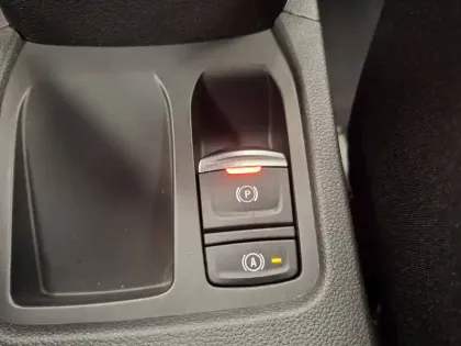 Photo 38 Renault Clio  E-Tech 140 - 21N