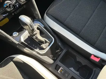 Photo 19 Volkswagen T-roc  1.5 TSI 150 EVO Start/Stop DSG7