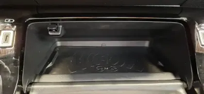 Photo 31 Peugeot 208  Hybrid 136 e-DCS6