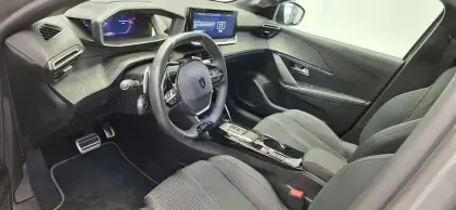 Photo 12 Peugeot 208  Hybrid 136 e-DCS6