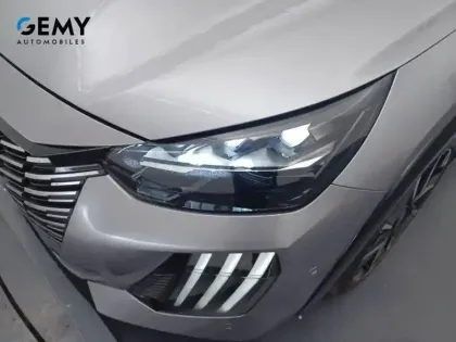 Photo 15 Peugeot 208  Hybrid 110 e-DCS6
