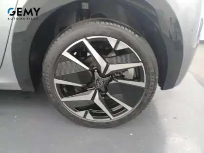 Photo 10 Peugeot 208  Hybrid 110 e-DCS6