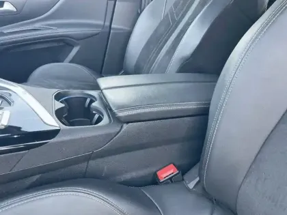 Photo 19 Peugeot 5008  BlueHDi 130ch S&S EAT8