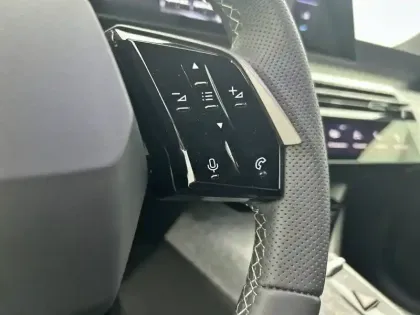 Photo 73 Peugeot 3008  Hybrid 145 e-DCS6