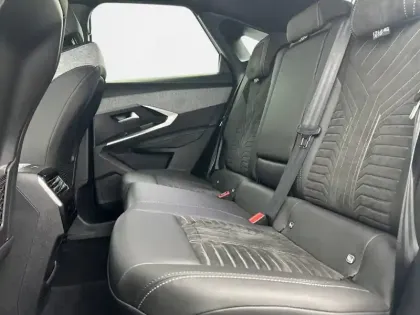 Photo 39 Peugeot 3008  Hybrid 145 e-DCS6