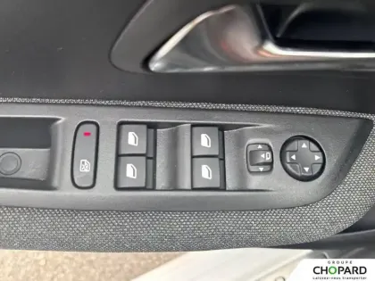 Photo 23 Peugeot 208 Gén. II Ph1 NG Style 5