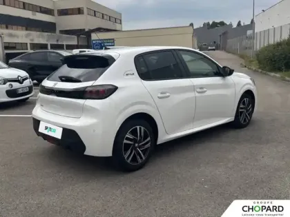 Photo 104 Peugeot 208  PureTech 75 S&S BVM5