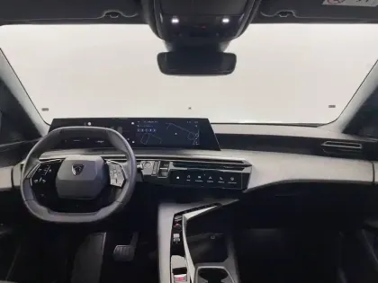 Photo 29 Peugeot 5008  Hybrid 136 e-DCS6