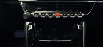 Photo 18 Peugeot 2008 Gén. II Ph1 NG Allure Pack 5