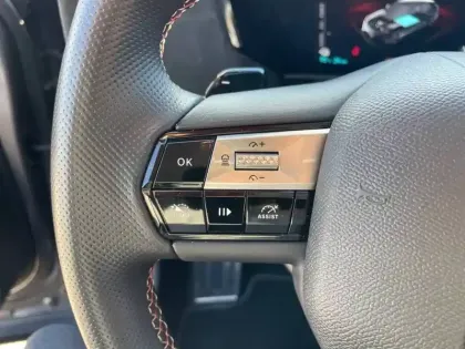 Photo 122 DS DS 4  Hybride E-Tense 225 EAT8