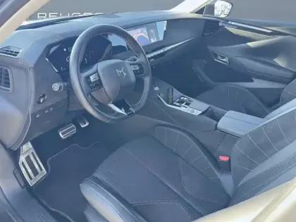 Photo 114 DS DS 4  Hybride E-Tense 225 EAT8