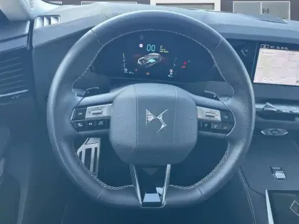 Photo 79 DS DS 4  Hybride E-Tense 225 EAT8