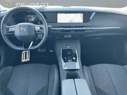 Photo 76 DS DS 4  Hybride E-Tense 225 EAT8