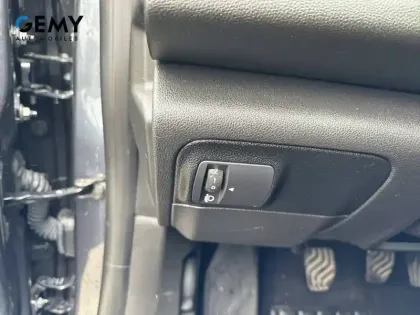 Photo 12 Renault Megane Mégane IV Estate Blue dCi 115