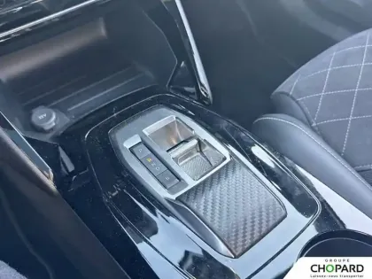 Photo 15 Peugeot 2008  Electrique 136 ch