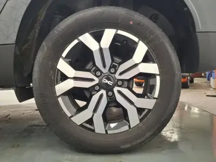 Photo 18 Dacia Duster  Blue dCi 115 4x2