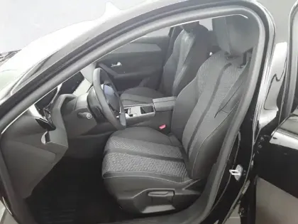 Photo 56 Peugeot 308  SW Hybrid 145 e-DCS6