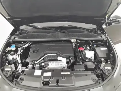Photo 44 Peugeot 308  SW Hybrid 145 e-DCS6