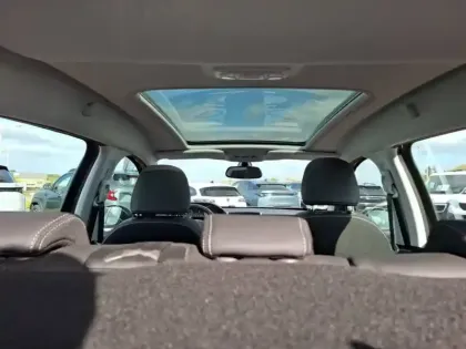 Photo 18 Peugeot 2008 Gén. I Ph2 Allure 5