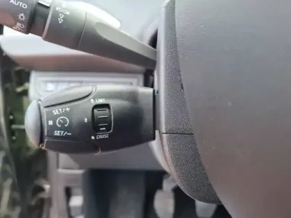 Photo 29 Peugeot 2008 Gén. I Ph2 Allure 5