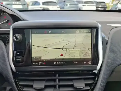 Photo 25 Peugeot 2008 Gén. I Ph2 Allure 5