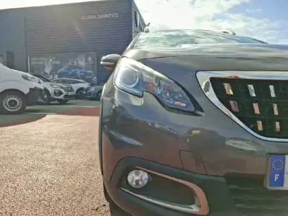 Photo 15 Peugeot 2008 Gén. I Ph2 Allure 5