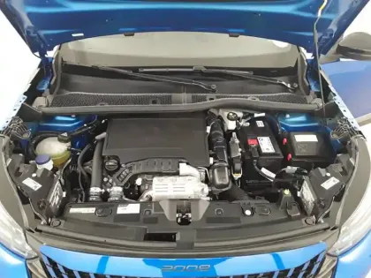 Photo 42 Peugeot 2008 Gén. II Ph2 GT 5