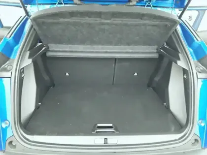 Photo 5 Peugeot 2008  PureTech 130 S&S EAT8