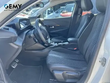 Photo 8 Peugeot 208 Gén. II Ph1 NG Roadtrip 5