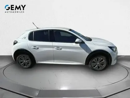 Photo 3 Peugeot 208 Gén. II Ph1 NG Roadtrip 5