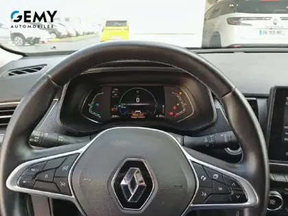 Photo 13 Renault Arkana  E-Tech hybride 145 - 22