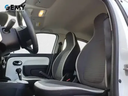Photo 8 Renault Twingo  III Achat Intégral - 21