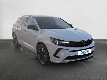 Photo 2 Opel Grandland  1.2 Turbo 130 ch