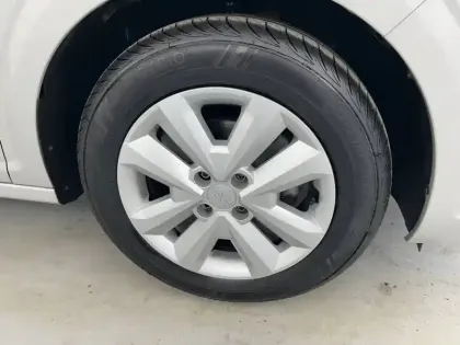 Photo 38 Dacia Sandero  SCe 65