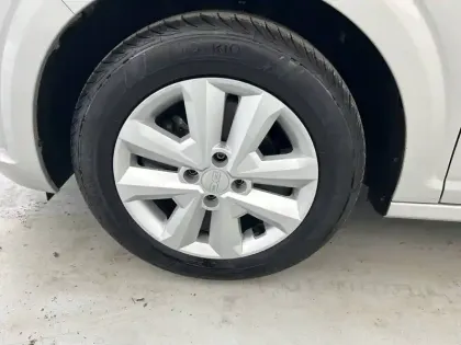 Photo 36 Dacia Sandero  SCe 65