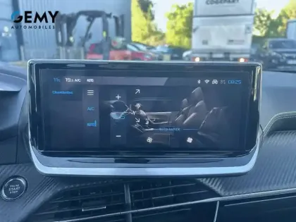 Photo 57 Peugeot 2008  Hybrid 136 e-DCS6